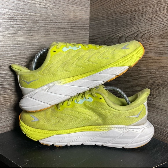 Hoka arahi 6 yellow white - Picture 5 of 7